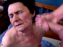 Amateur granny loves the taste of young cum