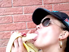 banana, pupa
