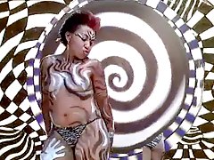 Mamuji Zebra Jane BLACK & WHITE Dance Loop Kiss