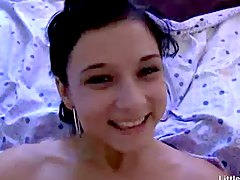 brünette, stoßen, gesichtsbehandlung, teenie
