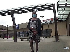 szabadban, transzvesztita, keresztöltöző, nyilvános meztelenség, wanker kéz