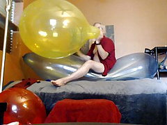 Blnbngr 38) Big Balloon Busting Fun! 7-2021