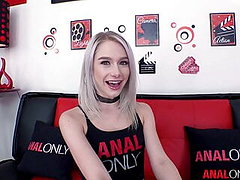 ANAL ONLY – Scarlett Hampton's anal interview 